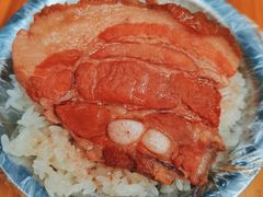 -梁阿婆廿年老牌扣肉糯米饭