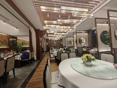 -湘阅•威海海鲜•湖南味道(华宝店)