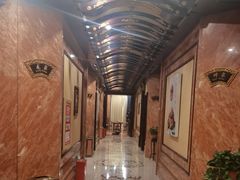 -皇宫大酒店