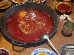 -萍姐火锅·公路夜市(武汉首店)