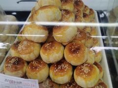 豆沙蛋黄酥-闻酥园(青羊区文殊坊店)