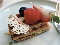 -La Mer Restaurant & Lounge