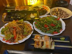 -人间半杯·小酒馆创意菜(三里屯店)