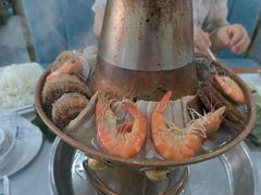 -一口猪海鲜浑锅·东北家常菜