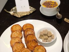 鹅肝酱葱油饼-甄御•海鲜新青岛菜(麦岛店)