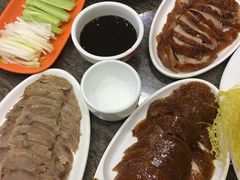 -大鸭梨烤鸭店(金顶街店)