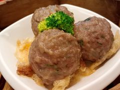 果香牛肉球拼鲮鱼球-广州逸林假日酒店·四季桃源中餐厅(白云山风景区店)