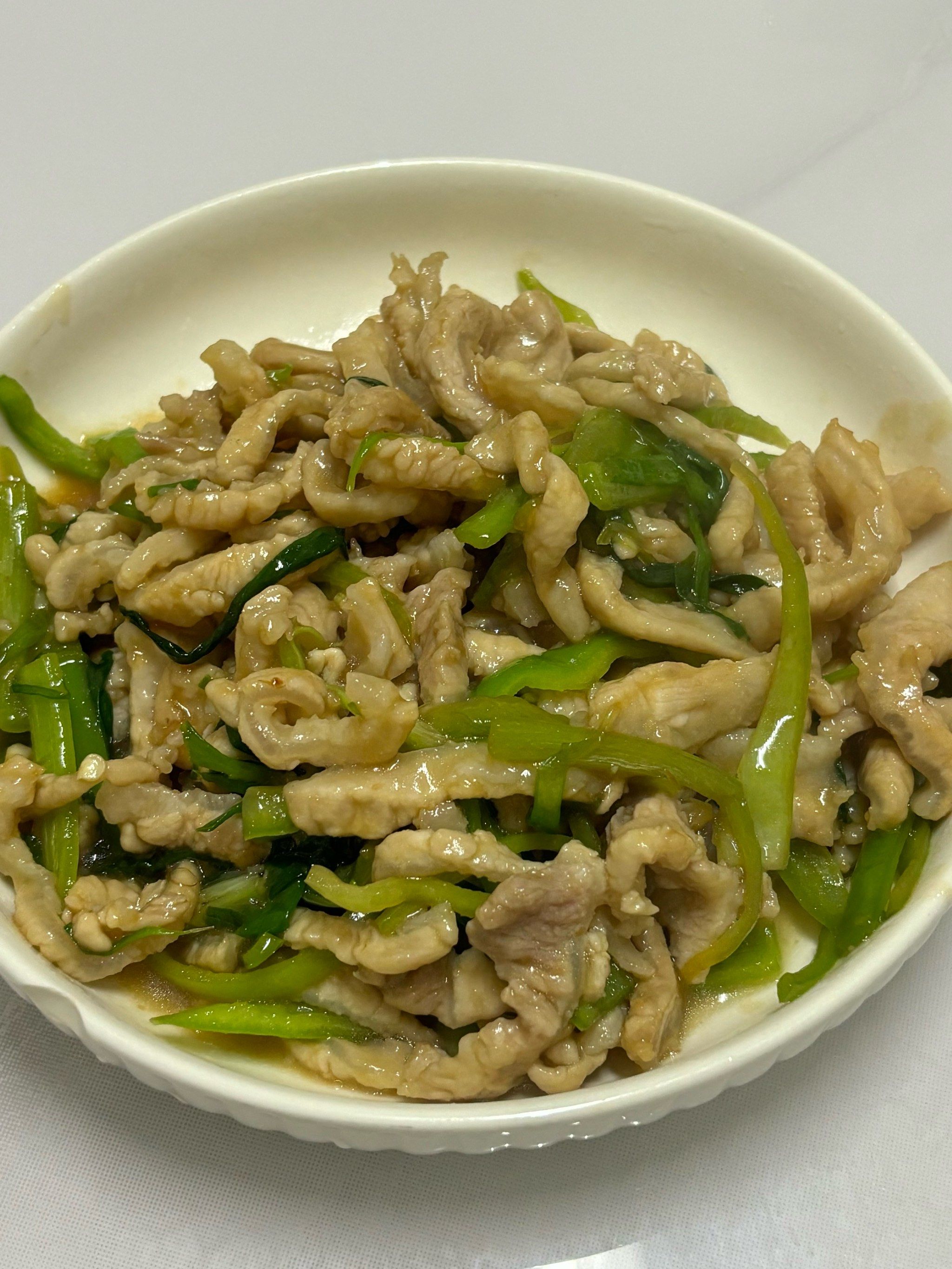 家常炒肉丝来一份
