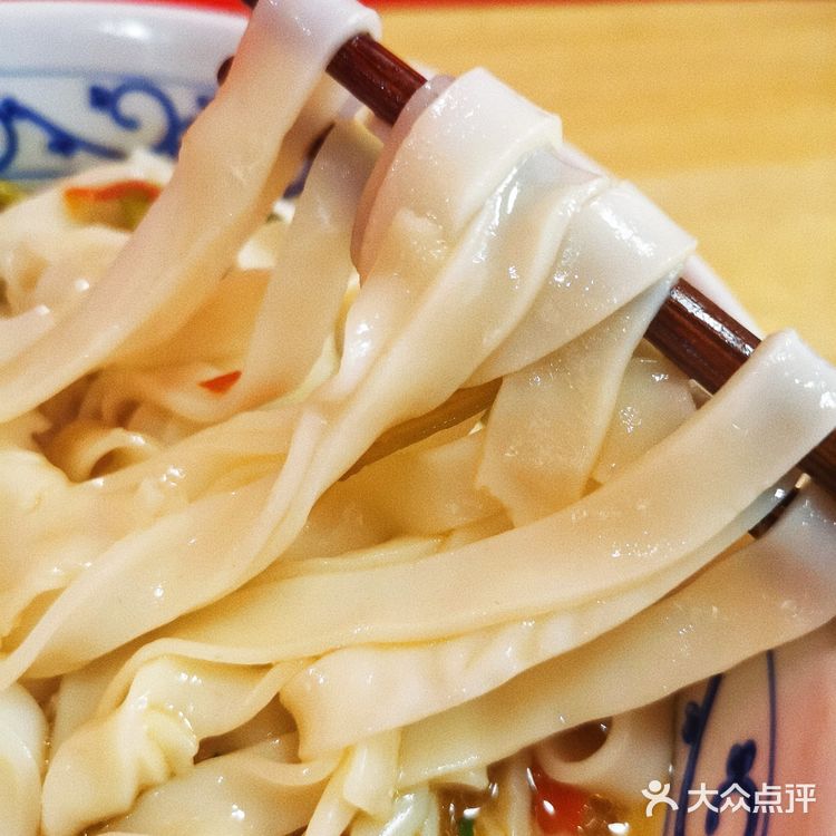 长沙探店｜藏在坡子街巷子里的手工粉店🍜