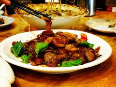 红肠炒地鲜-东北农家小院(定西路店)