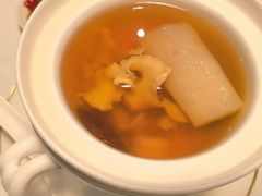 松茸炖螺头汤-三号黄浦会Canton Table