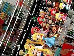 -泡泡玛特POPMART(侨福芳草地店)