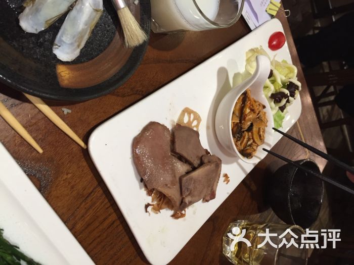 赵小姐不等位(木头人店)