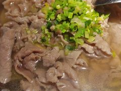 -肖四女乐山跷脚牛肉(南汇大学城生活广场店)