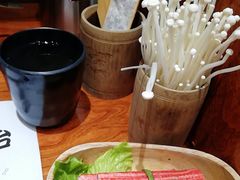 -独食火锅·半米屋台(直营总店)