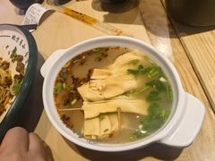 -老周哥旮旯面馆(远大店)