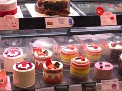 -巴黎贝甜(财富中心店)