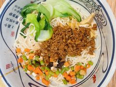 -陇上秦轩西安biangbiang面(朝龙汇店)