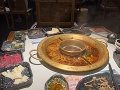 -哥老官重庆美蛙鱼头(五角场合生汇店)