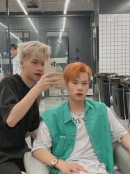 -藤野造型烫发染发