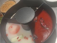 -皇城老妈·大连海鲜火锅(港湾店)