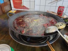 -黄潇洒老火锅(九眼桥宏济巷店)