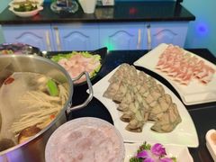 -唯爱KTV聚会餐厅(仙林东城汇店)