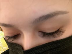 -一本X目奈子日式单根美睫专业店