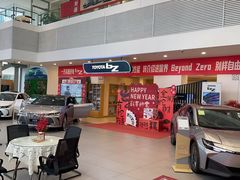 -上海中汽一汽丰田4S店(月星环球港店)