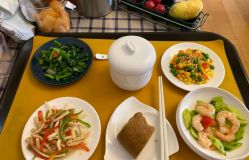 -月之旅·尊 高端月子会所(科馨别墅一店)