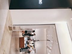 -URBAN REVIVO(西安Momopark店)