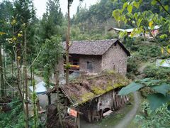 -鹿院坪生态旅游景区