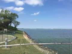 -上海滴水湖皇冠假日酒店