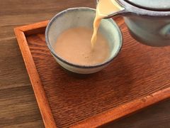 煮奶茶-彳亍咖啡·这里(水湾路店)