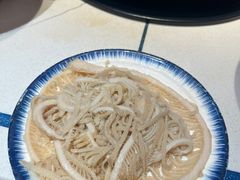 -爱你您·自家鱼塘·活水喷泉鱼火锅(八里店)