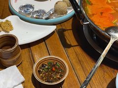 -亮欢寨酸汤鱼(沙冲路店)