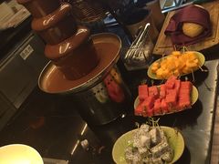 唐拉雅秀思创-唐拉雅秀酒店-西锦汇空中BBQ·思创餐厅