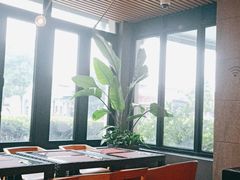 -WOLFGANG PUCK KITCHEN & BAR(迪士尼小镇店)