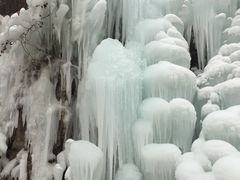 -大平台龙居瀑布旅游区