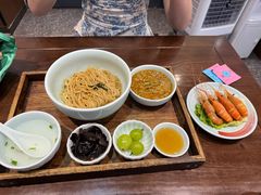 -蟹上黄·蟹黄面·江南糖水(人民广场店)