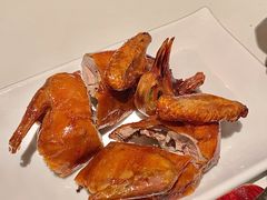 玻璃乳鸽-十六台·经典广东菜(德外大街店)