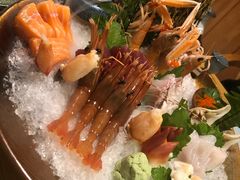 -花和海鲜自助(梅江店)