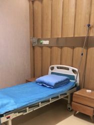 -广州健丽·去眼袋医疗美容机构