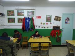 大堂-做了不起的80后