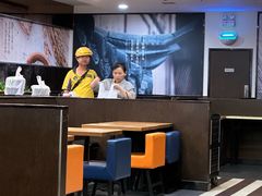 -阿香米线(大唐西市大润发店)