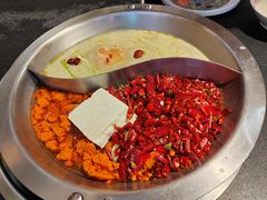 -沸炉重庆老火锅(军事博物馆店)