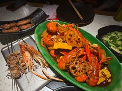 -沪小胖·小龙虾·蓝龙王(八佰伴店)
