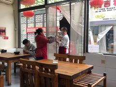 大堂-牛八宝桂林米粉(八里庄店)