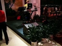 -荣誉国际酒店-云顶旋转餐厅