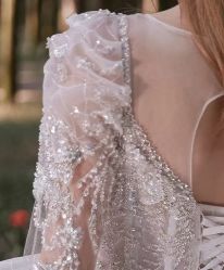 -LOVE SHINE婚纱·红鼎庄龙凤褂·妈妈装定制